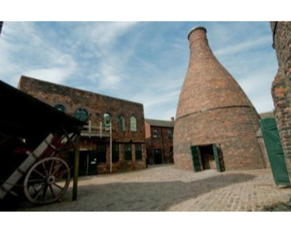 Hotel Townhouse @ Birks Street Stoke Exterior foto